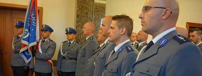 Awanse mundurowych i wyróżnienia dla pracowników Komendy Miejskiej Policji