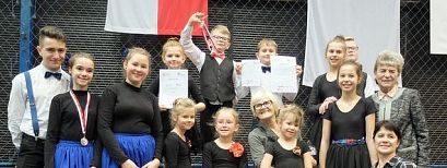 Dwa złota i brąz wytańczył sobie zespół Sari