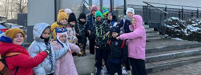 Zuchy z 90 Harcerskiej Drużyny Wodnej z wizytą u żorskich policjantów