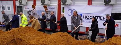 Pierwsza łopata wbita. W Żorach rusza budowa 405 mieszkań komunalnych w formule partnerstwa publiczno-prywatnego