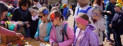  Najmłodsi mieszkańcy Żor z radością powitali wiosnę