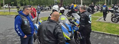 Motocykliści rozpoczęli sezon w Żorach. Nad bezpieczeństwem czuwali policjanci