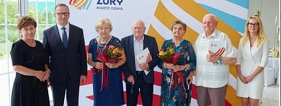 Prezydent Żor spotkał się z parami małżeńskimi świętującymi jubileusze pożycia małżeńskiego